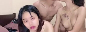 AULIA CINDI Live 3Some