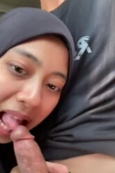 HIJAB Kulum Sotong Di Mobil