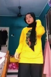 NENG TIKA Hijab Hobinya Ngocok