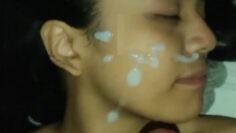 Crot Di Muka Pacar Cantik