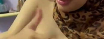 UKHTY JILBAB Nyepong Peler.jpg