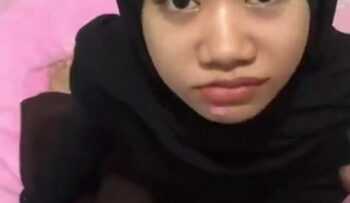 HIJAB Cantik Polos Pacaran Ngewe.jpg