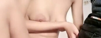 KARINA Main Sama Ojol TUA.jpg