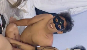 SANSAN Ngewe Ditemeni Bestie.jpg